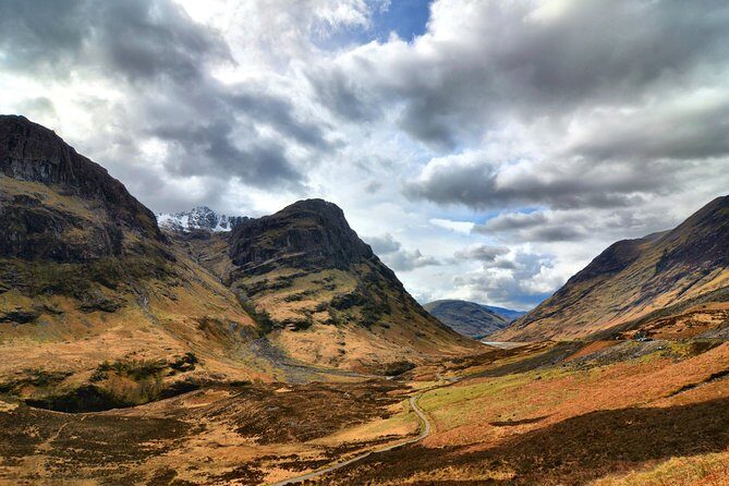3 Day Isle of Skye and Scottish Highlands from Edinburgh - Eilean Donan Castle photo stop: the classic icon