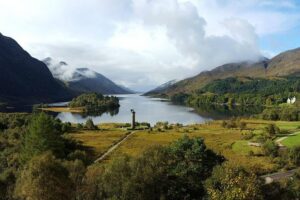 4 Day Highlands and Isle of Skye Tour from Glasgow - Day 2: Urquhart, Eilean Donan, and Skye’s west coast viewpoints