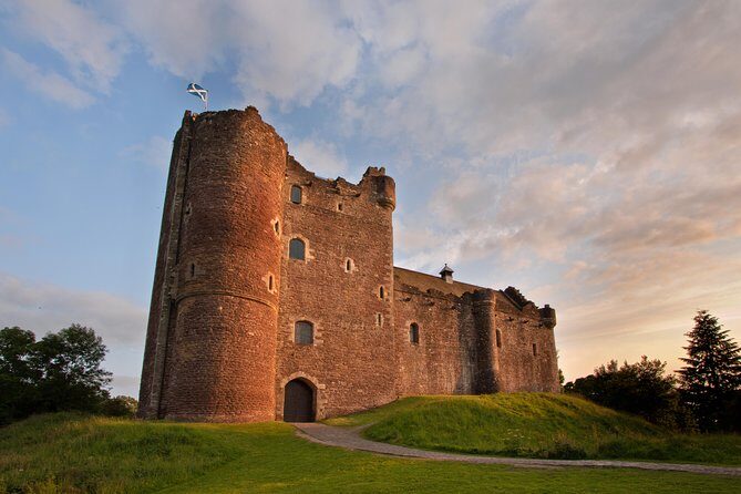 4-Day Outlander Trail Tour from Edinburgh Including Admissions - Day 2: Wardlaw Mausoleum, Glen Affric, and Loch Ness at Drumnadrochit
