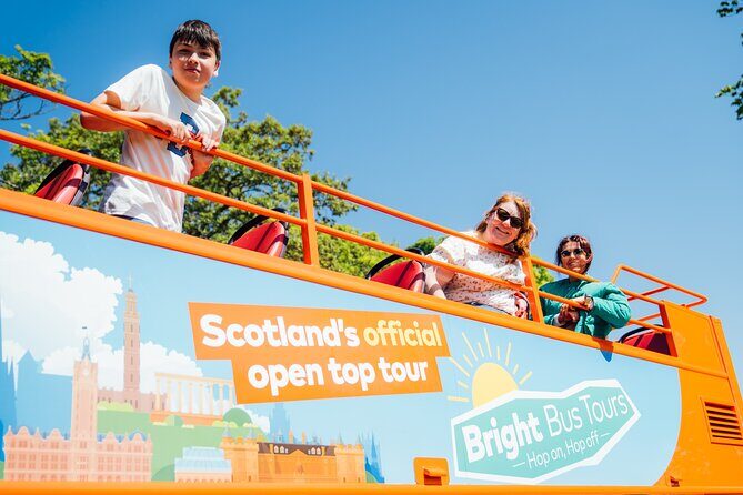 Big Bus Edinburgh Hop-On Hop-Off City and Britannia Bus Tour - Audio Commentary and Headphones: Helpful, But Not Magic
