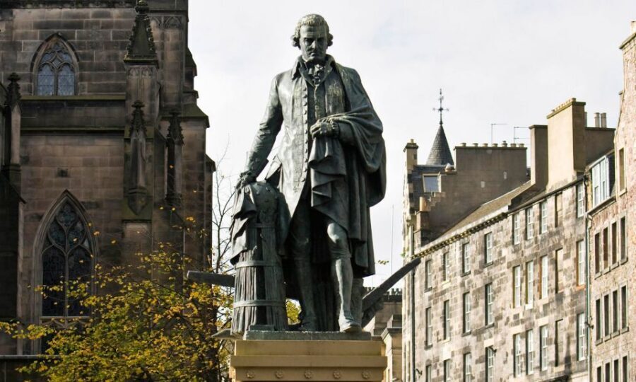 Edinburgh: 3-Hour Historical Walking Tour in Spanish - Who This Spanish Walking Tour Is Perfect For