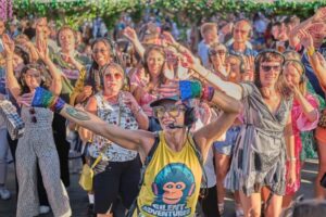 Edinburgh: A Silent Disco Adventure at The Fringe (August) - Edinburgh’s Fringe energy, tuned to your headphones