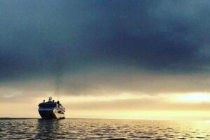 Edinburgh City Centre and St Andrews Private Driving Day Tour - The new crossing to Fife: setting the day’s pace before you arrive