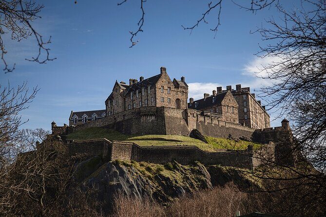 Edinburgh Full Day Walking Tour with Castle Included -Small Group - A tight 5-hour plan that still feels human