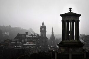 Edinburgh Ghost Tour: Mysteries, Legends and Murders - The Corpses-and-Black-Market Stop: Burke and Hare