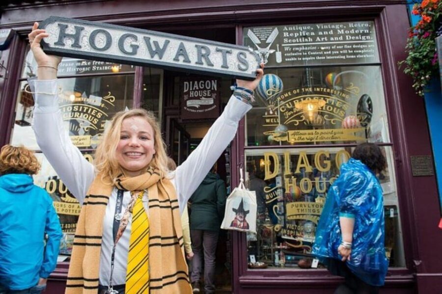 Edinburgh: Guided Harry Potter Walking Tour - The guide factor: What you can expect from the people leading it