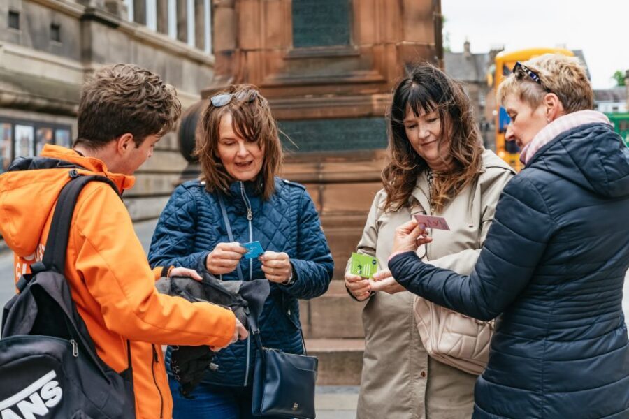 Edinburgh: Harry Potter Magical Guided Walking Tour - The Royal Mile and City Chambers Golden Handprints