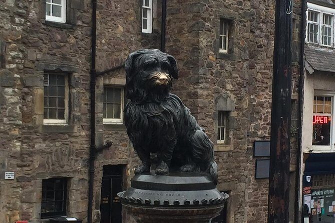 Edinburgh: History Lovers Old Town Walking Tour - The Royal Mile’s hidden alleyways: the Old Town’s spine