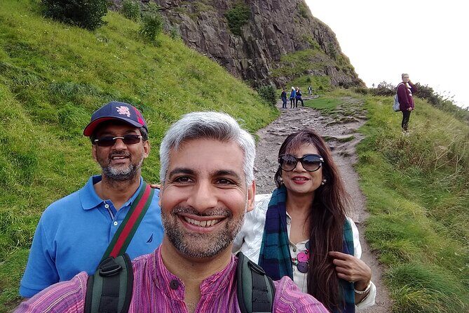 Edinburgh Like a Local: Private & Personalized Experience (3 hrs) - Old Town whisky walk: learn the story while you taste (pay attention to what’s included)