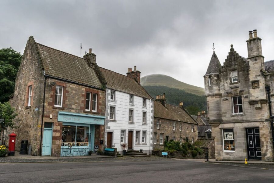 Edinburgh: "Outlander" Filming Locations Guided Tour - Culross as Cranesmuir: the witchcraft-era village stroll