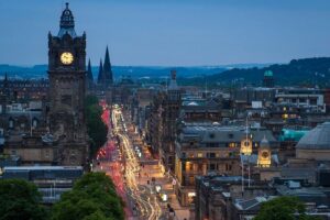 Edinburgh Photography Masterclass - Private Photography Lesson - Golden Hour to Night Lights: Learn How Light Changes Everything