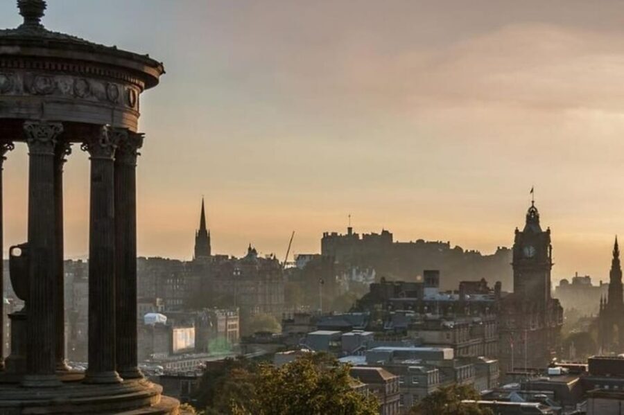 Edinburgh: Private Guided Customized Walking Tour - Key highlights worth your time