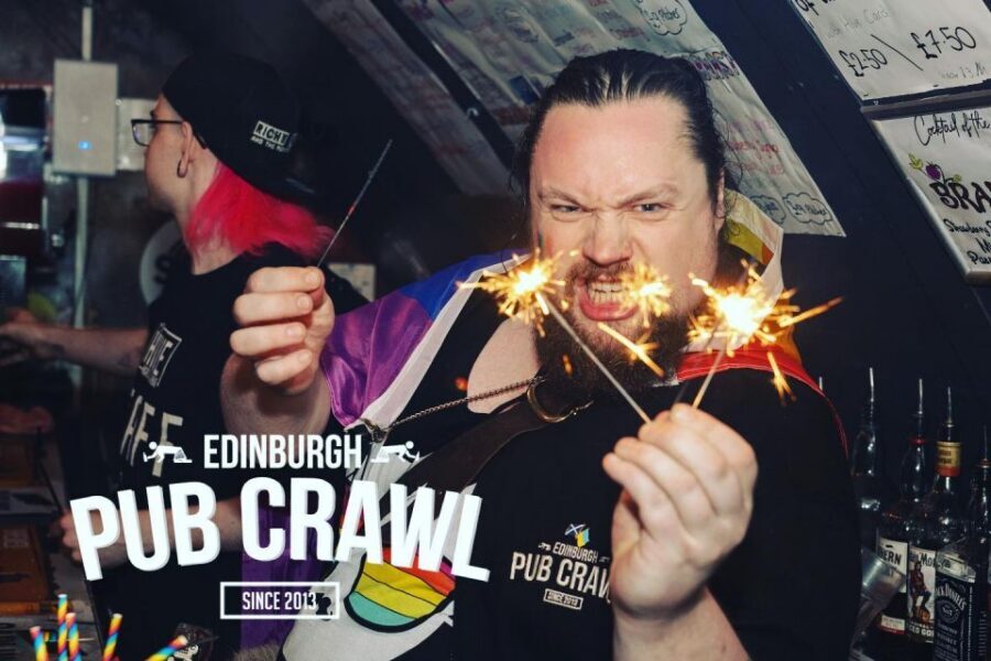 Edinburgh: Pub Crawl 7 Bars with 6 Shots - Practical tips so your night goes smoothly