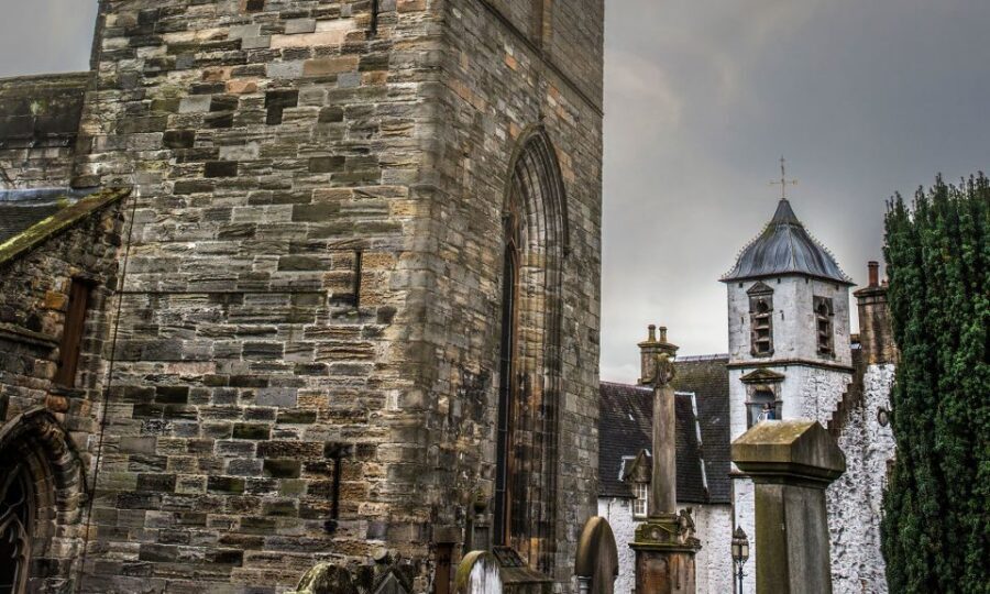 Edinburgh: Stirling, Whisky and St Andrews Tour in Spanish - Stirling Castle, Mary Queen of Scots, and Wallace’s monument