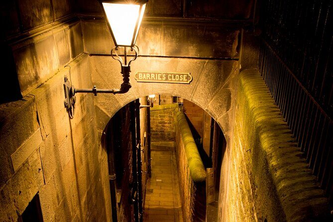 Edinburgh: Witches & Haunted History Walking Tour - A witch story you can actually walk through (St Giles to Grassmarket)