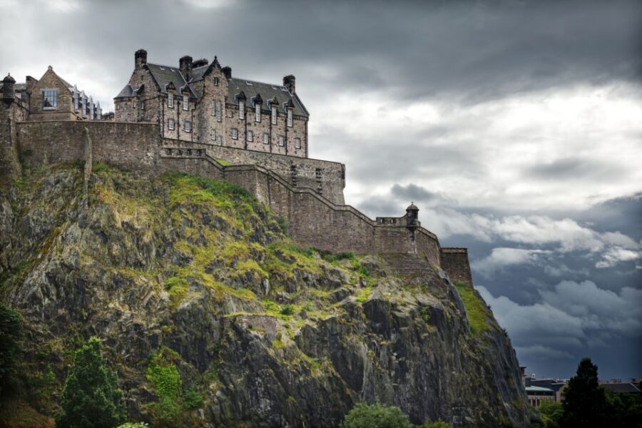 From London: Day Trip to Edinburgh by Rail with Castle Entry - Return to London by 5:30pm: Don’t Cut It Close