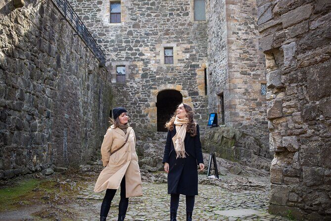 Outlander Filming Locations Day Tour from Edinburgh - Falkland for the 1940s Inverness Look