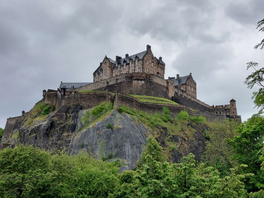 Private Discovery Tour: Edinburgh's Strange & Secret History - Climbing Castle Hill for Edinburgh Castle’s Best Skyline Moment
