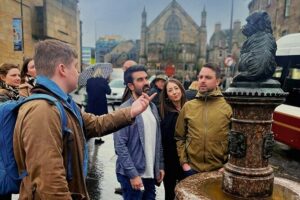 PRIVATE Edinburgh Food Tours - Old Town, Leith - Castle Views First: Setting the Mood Before the Bites