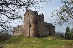 Private Outlander Day Tour from Edinburgh - Midhope Castle and Lallybroch: the must-see stop with seasonal caveats