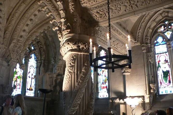 The Royal Military Tattoo Edinburgh City Tour Rosslyn Chapel and Dinner - The monarch’s official residence: a quick stop with a big atmosphere