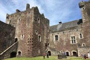 Ultimate Outlander Day Tour - Start Line and Getting There Smoothly From Edinburgh